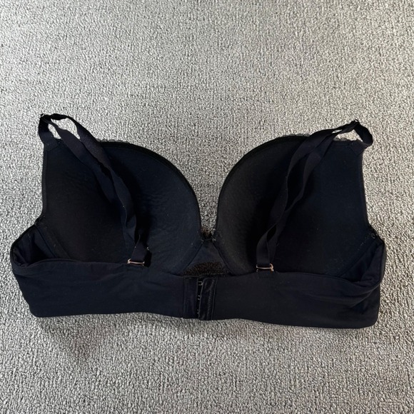 Torrid Bra Size 40D Black 360 Back Smoothing Push Up T-Shirt Underwire Padded - Picture 2 of 10